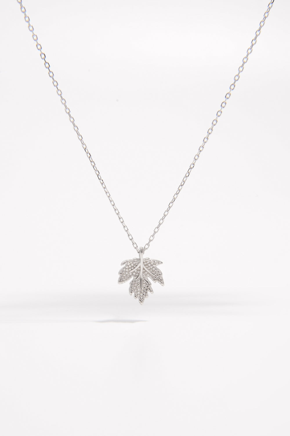 925 Sterling Silver Zircon Maple Leaf Necklace - NJPH Best Selling 