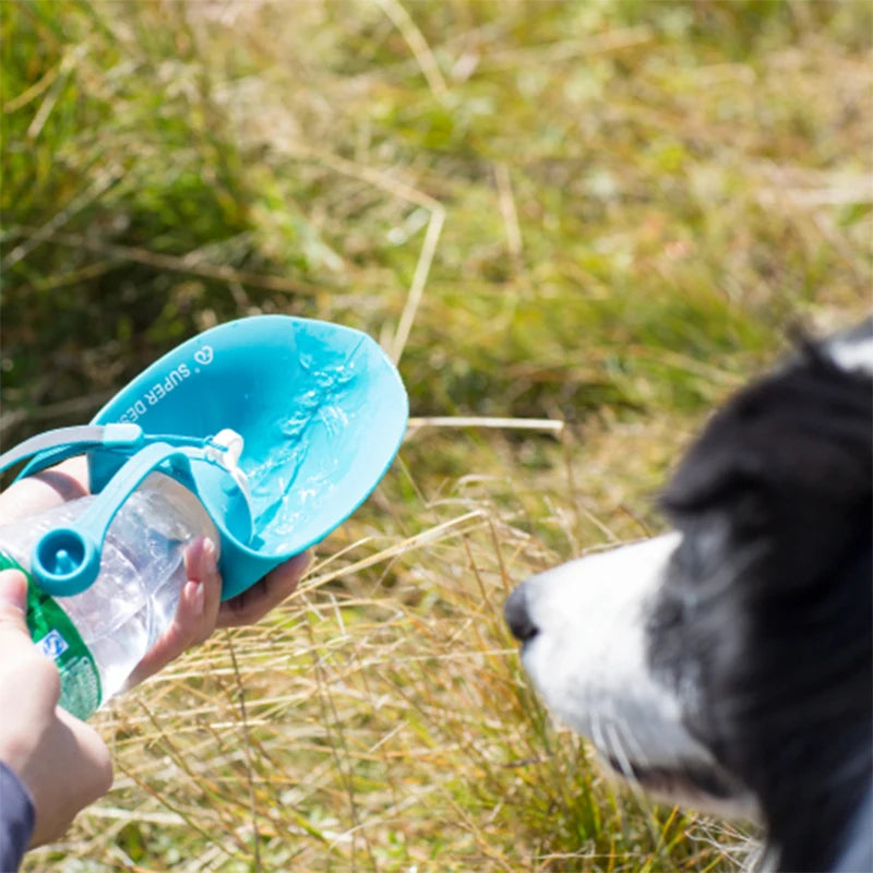 580ml Portable Pet Dog Water Bottle Soft Silicone Leaf Design Travel Dog Bowl For Puppy Cat Drinking Outdoor Pet Water Dispenser - NJPH Best Selling 