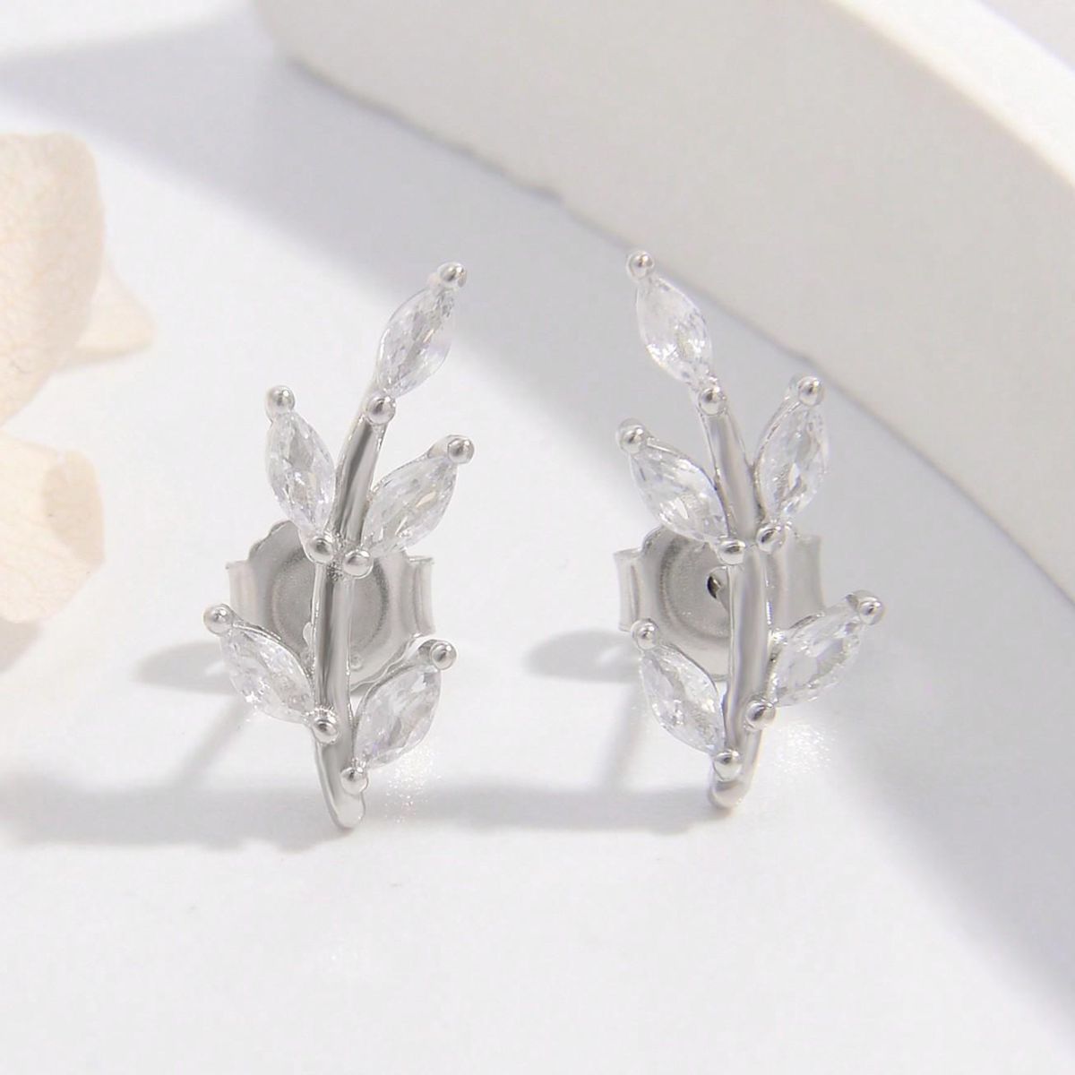 925 Sterling Silver Zircon Leaf Shape Earrings - NJPH Best Selling 