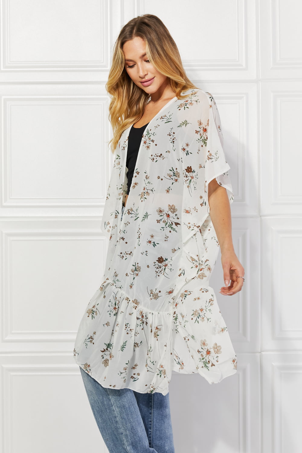 Justin Taylor Meadow of Daisies Floral Kimono - NJPH Best Selling 